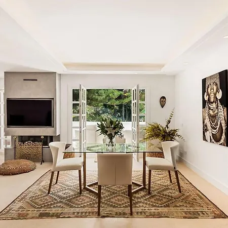 Exclusive 3-bedroom In Puente Romano Marbella