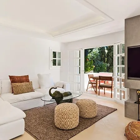 Exclusive 3-bedroom In Puente Romano * Marbella